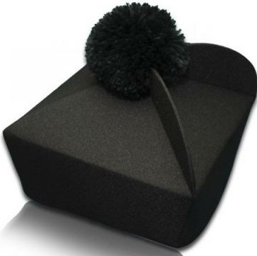 Birett (mit drei Zacken)